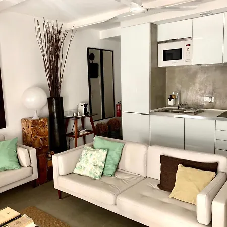 Old Stables Chiado - 1 Bedroom In The Heart Of